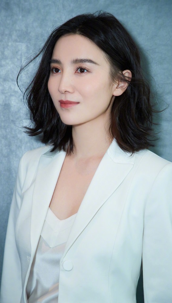 演员宋佳,是一个颜值和才华俱佳的演员