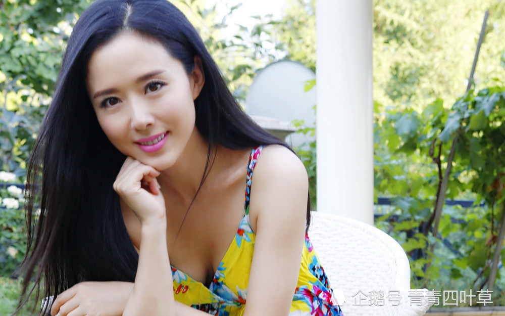 颜丹晨精美壁纸,不管怎么样看都是那样的让人心动
