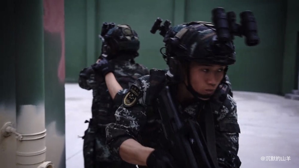 武警特战小队炫酷新照:"加持"新单兵战术装备,国际范越来越足