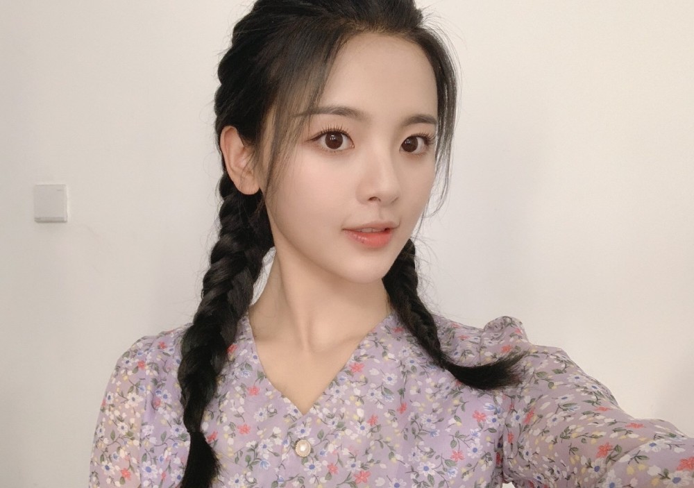 杨超越,穿搭,火箭少女,焦点话题者,高清壁纸