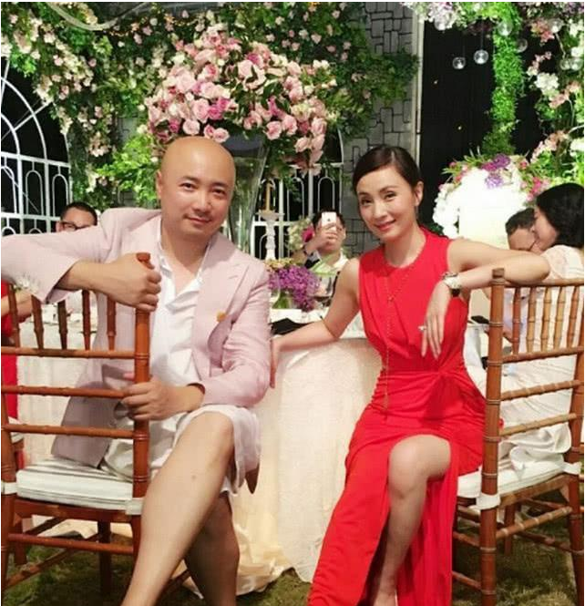 小陶虹急流勇退,暂无拍片计划,丈夫徐峥:我老婆是我的