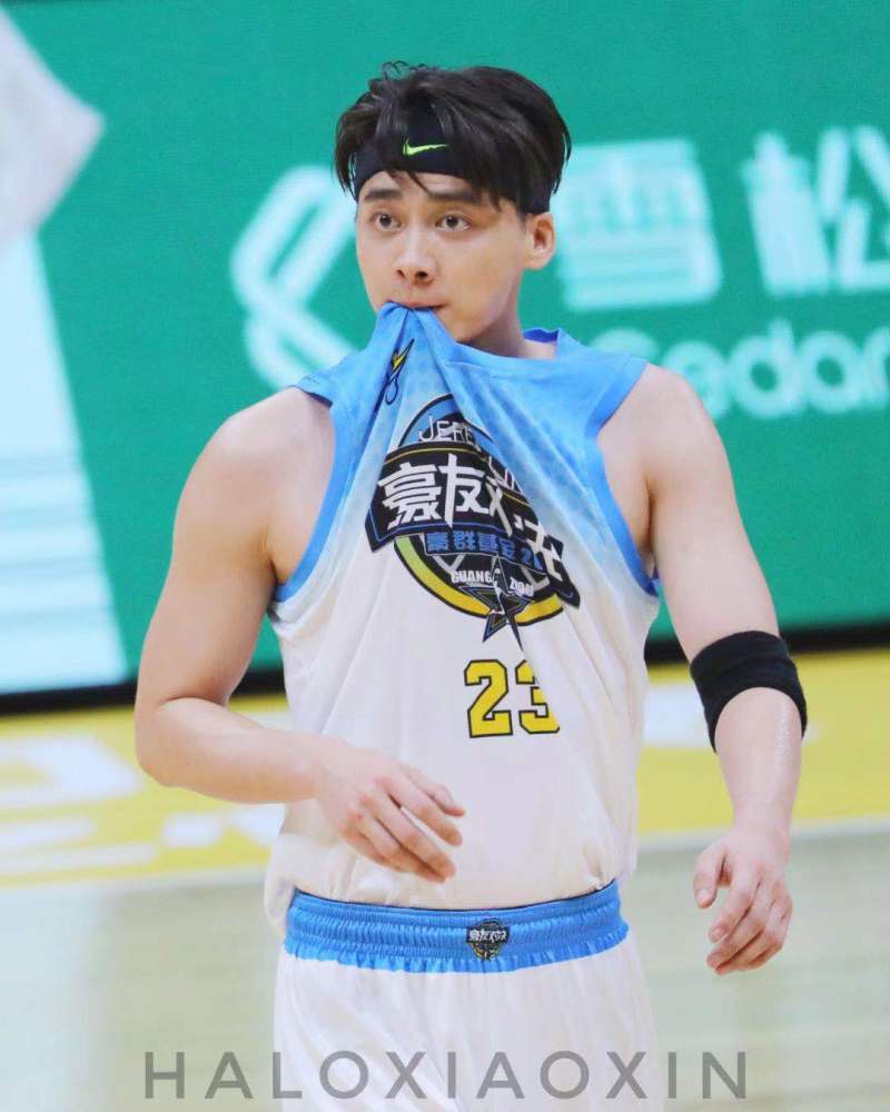 李易峰,我要打篮球,李易峰肌肉,李易峰打篮球,李易峰背心