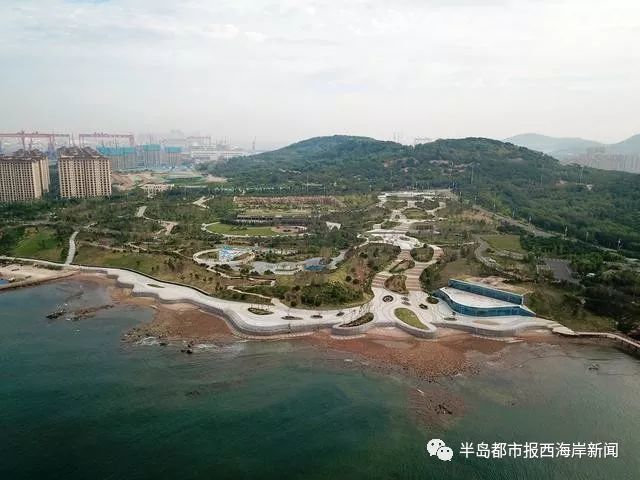 半岛记者航拍青岛西海岸新区凤凰山公园