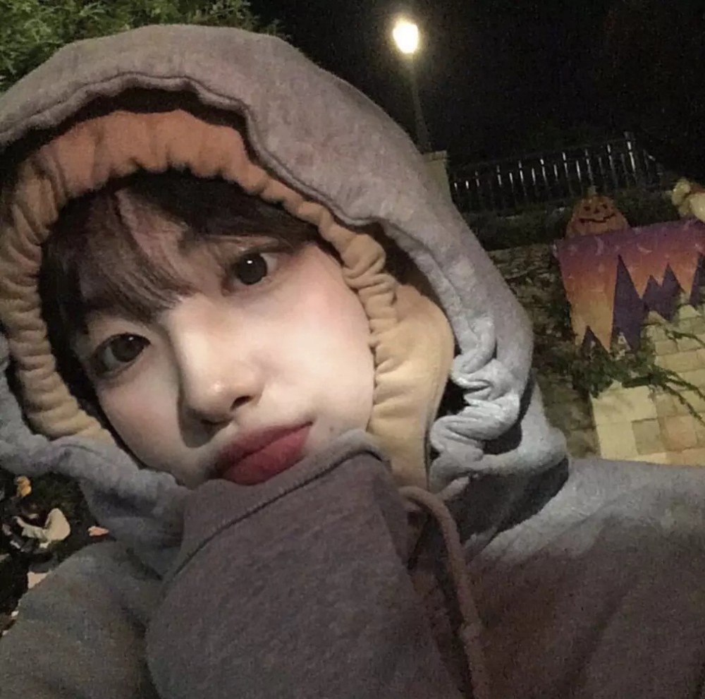 女生头像:你的名字是我听过最短的情书