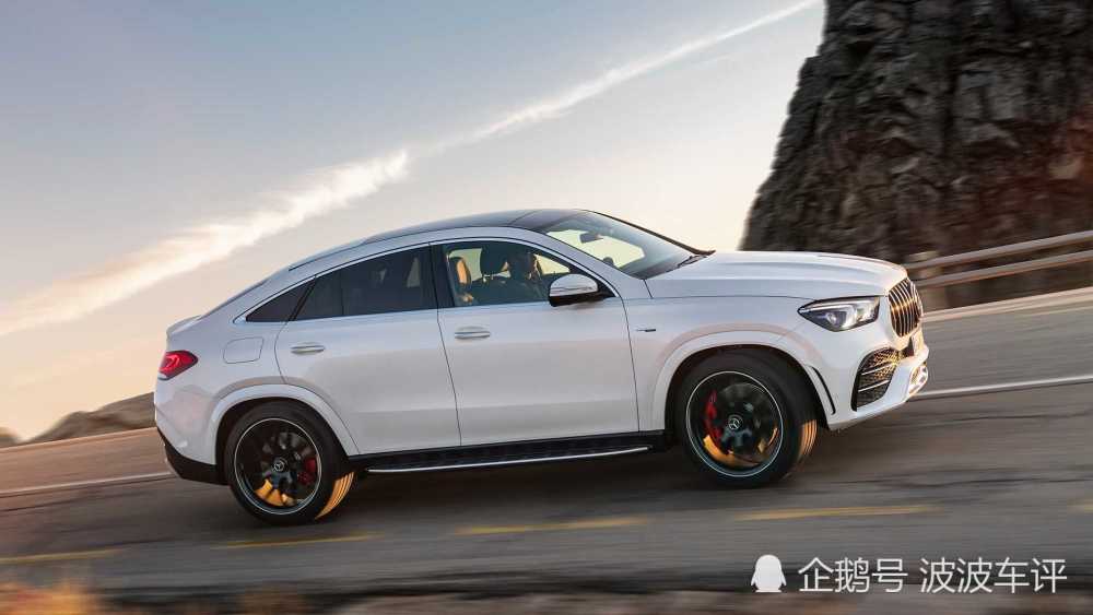 全新奔驰amg gle53coupe官图发布,内饰性能感十足