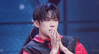 看了易烊千玺的