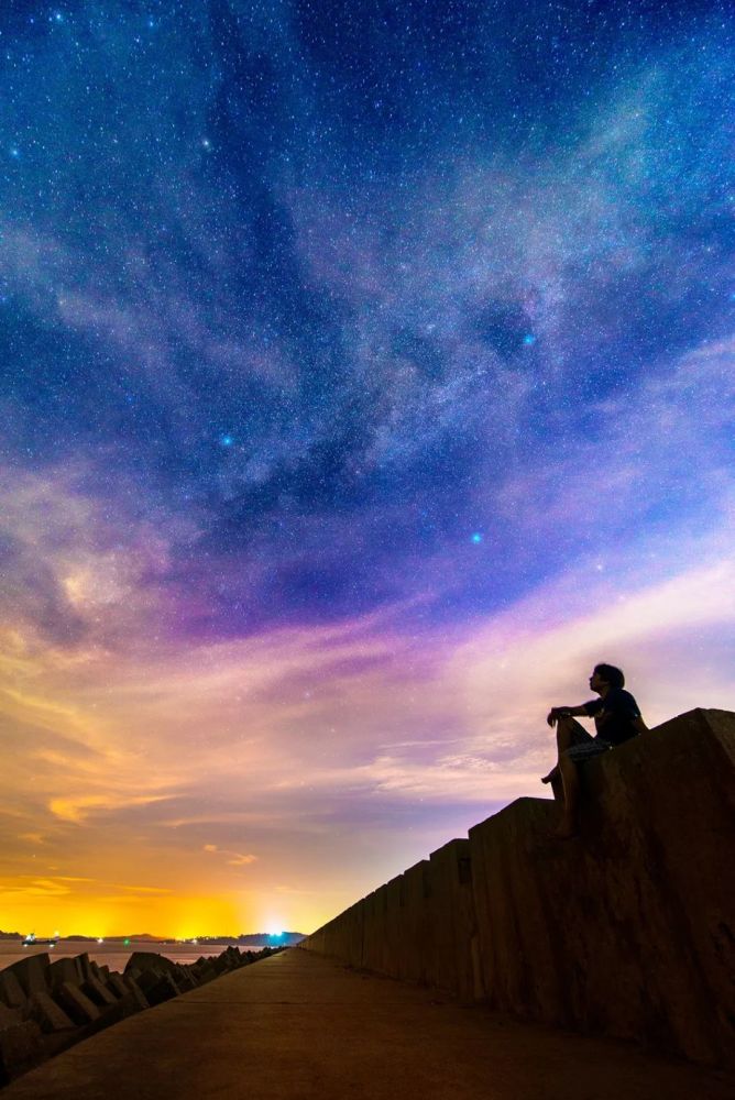 (澳前码头仰望星空 念望舒摄)