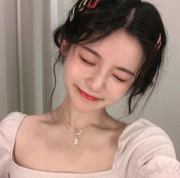 vip·敲可爱·女生头像:玉竹曾记凤凰游,人不见,水空流