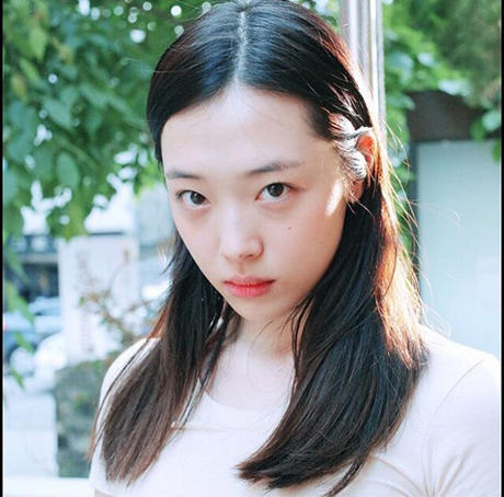 崔雪莉大尺度床上写真照现场图 崔雪莉男友崔子资料照片