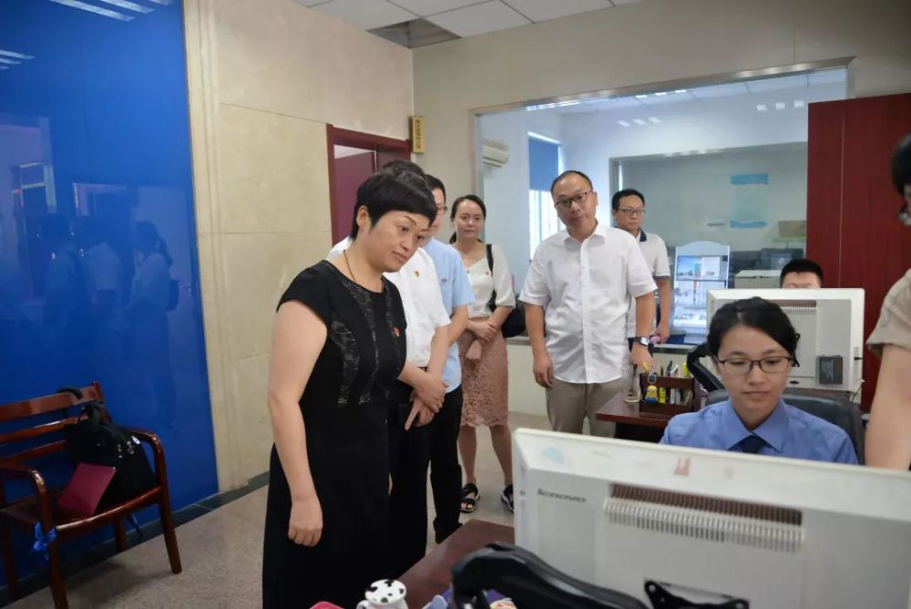 嘉兴市检察院党组书记,检察长杨劲松一行至平湖市检察