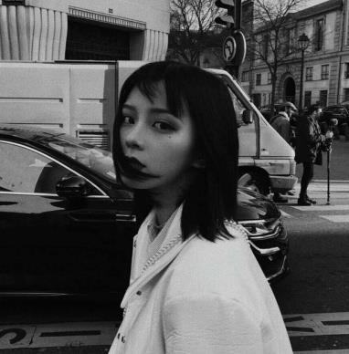霸气,高冷,女生头像,黑白