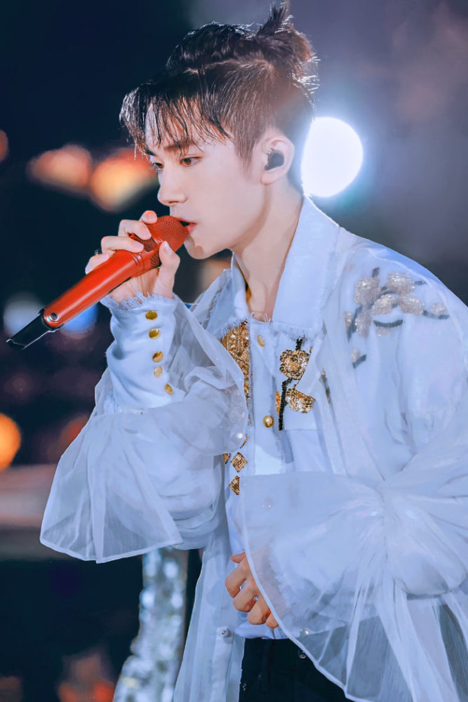 tfboys,易烊千玺,男神,演唱会,颜值