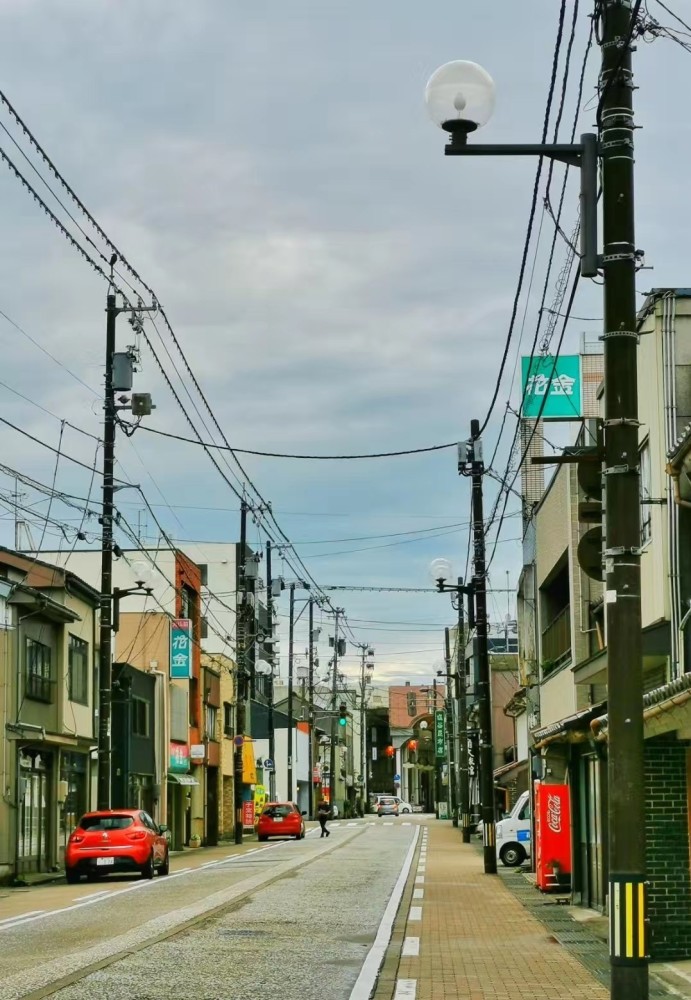 高冈,日本本州中北部城市.