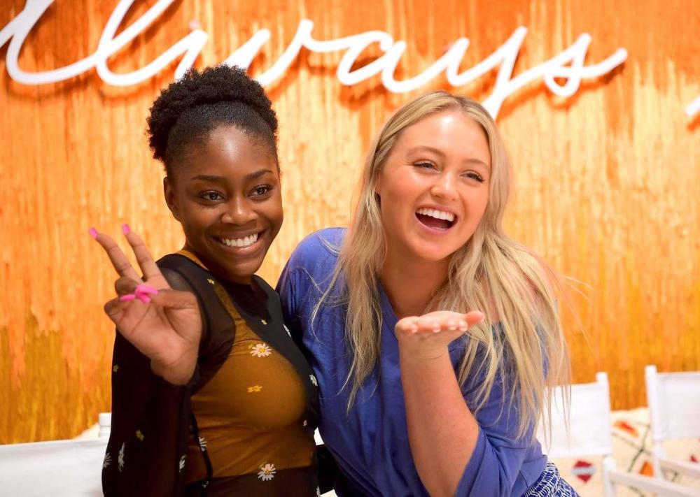 iskra lawrence纽约参加aerie品牌活动组图
