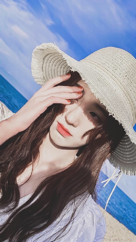 鞠婧祎的海边唯美写真,甜美仙气又唯美,网友:美美哒