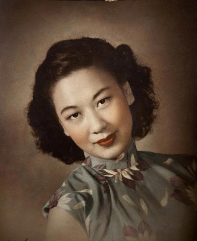 一组国内外旗袍老照片:有一种美叫做"旗袍"的美