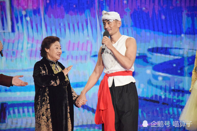 阿宝,星光大道,歌手,郭兰英,春晚