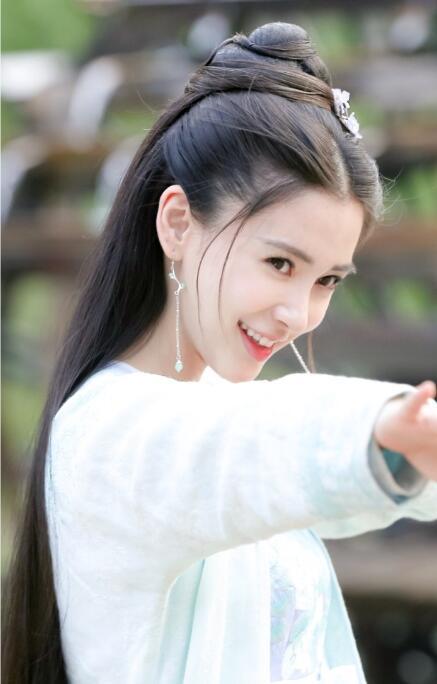 古装美人pk,热巴赵丽颖杨颖唐嫣杨幂刘亦菲,谁才是真绝色?