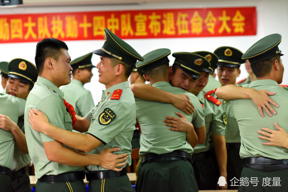 深圳,武警,退伍,泪人,美女