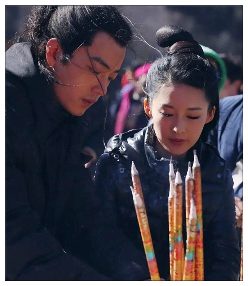 肖战新剧照曝光,搭档人气美少女李沁,网友:我酸了