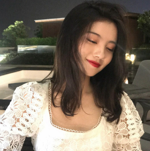 ins·治愈系·女生头像:能遇心爱的人,是多么幸运的事