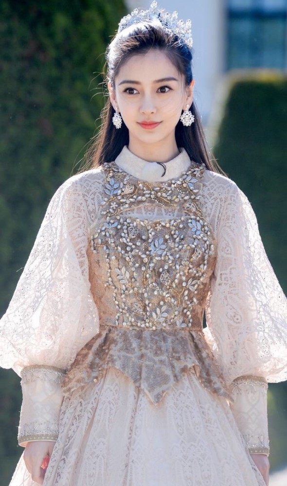 杨颖精美图集,心中最美的公主,大眼超有神!