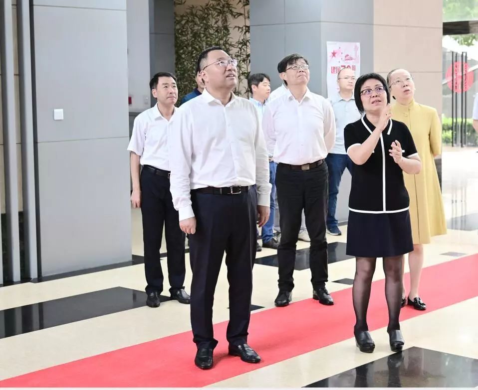 谢春君,张文卿,宜川中学,新学期,教育改革