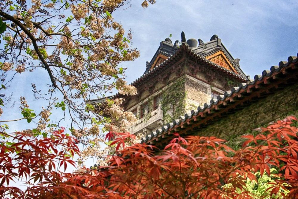 南京大学的地标性建筑