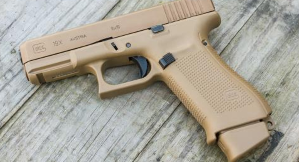 美国备受 欢迎 手枪 综合性能的确优异 能轻而易举压制敌人 看点快报