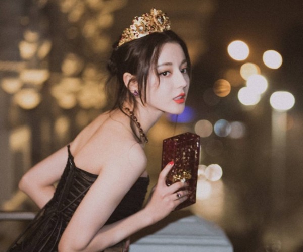 明星出道前的职业,迪丽热巴做过销售,杨颖让人意外!