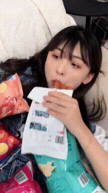 5,家有吃货女友,只要有吃的就ok