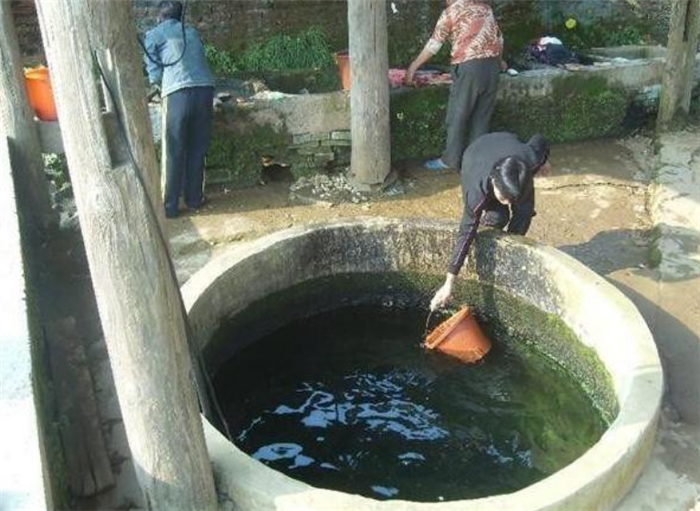 在农村打水井,一定不要乱来,这里面有很多讲究