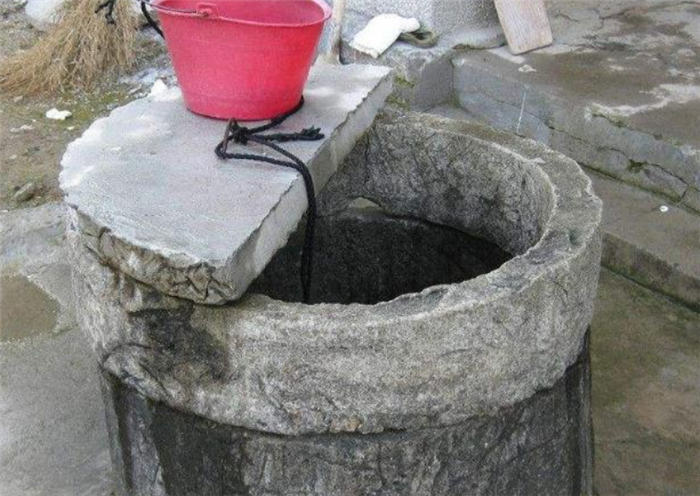 在农村打水井,一定不要乱来,这里面有很多讲究