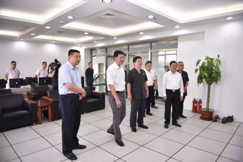 怀柔区委副书记,代区长于庆丰到怀柔法院调研指导工作