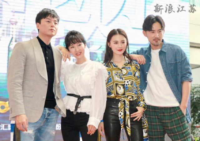 《梦在海这边》是由龚朝晖执导,李念,朱雨辰,毛林林,毛毅主演的都市
