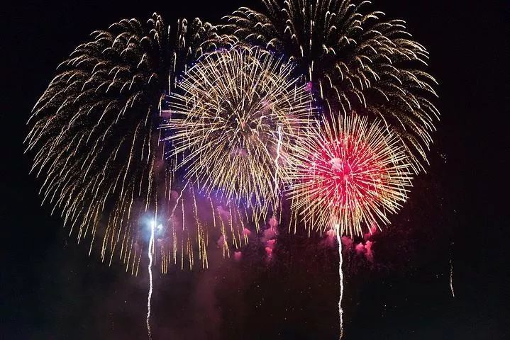 祭月礼,大酺宴,烟花祭,水荷灯……让我们共迎中秋良辰