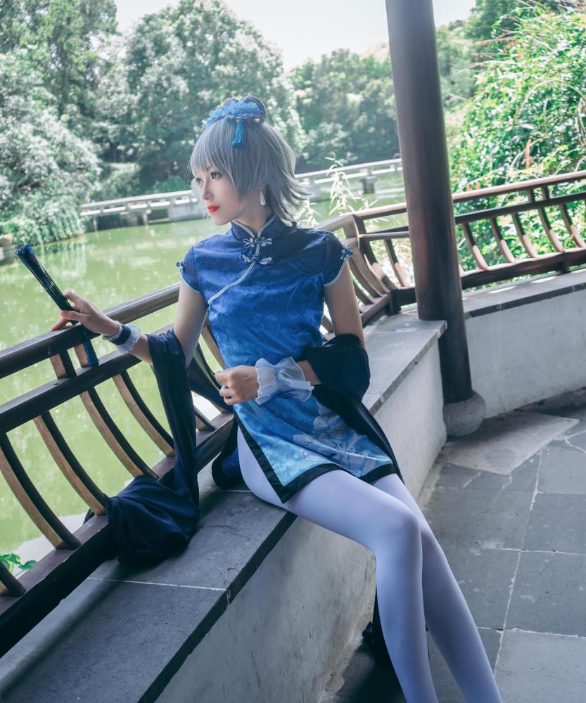 洛天依旗袍cosplay:洛神舞袂踏雪中,水月照花飞惊鸿