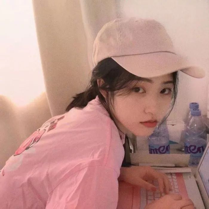 个性不容易撞头像的女生头像