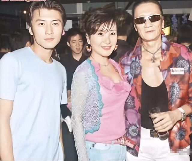 谢霆锋,怀孕,绯闻,王菲