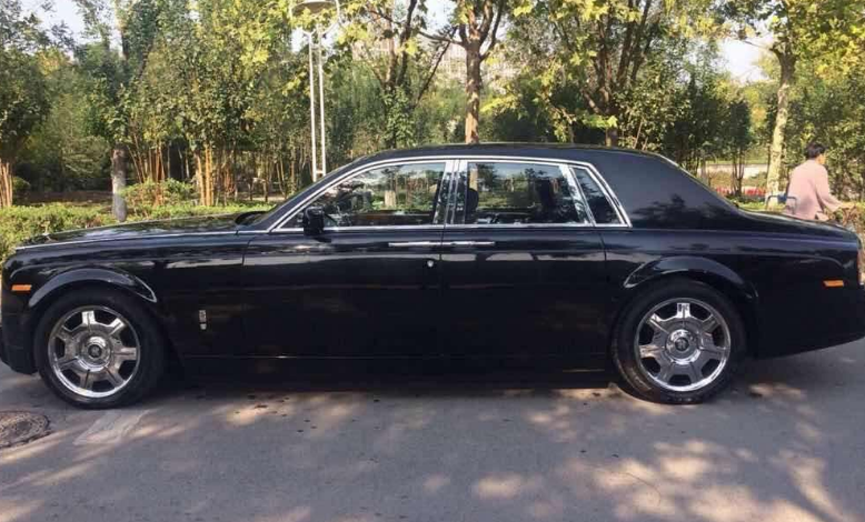 劳斯莱斯,车胎,轮胎,宝马_汽车品牌,汽车,爆胎