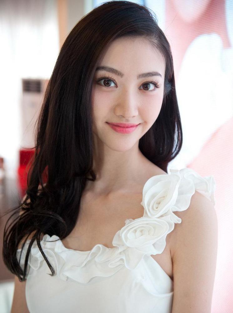 景甜早期活动美照合集