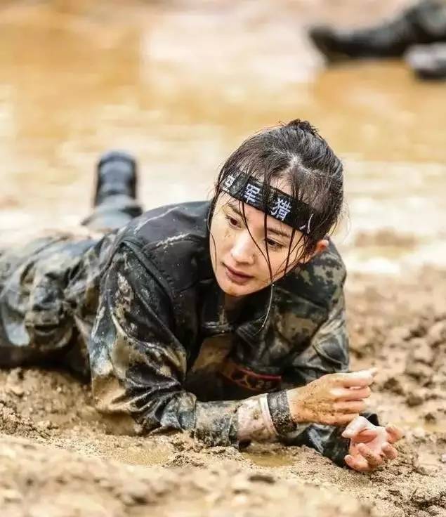 61岁清华教授一身肌肉刷爆朋友圈，竟是杨幂大伯？！