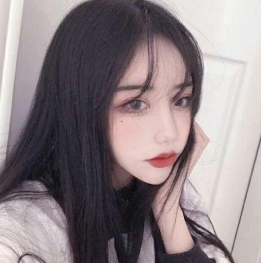 原宿风·俏皮·女生头像:没有彩排,每一场都是现场直播