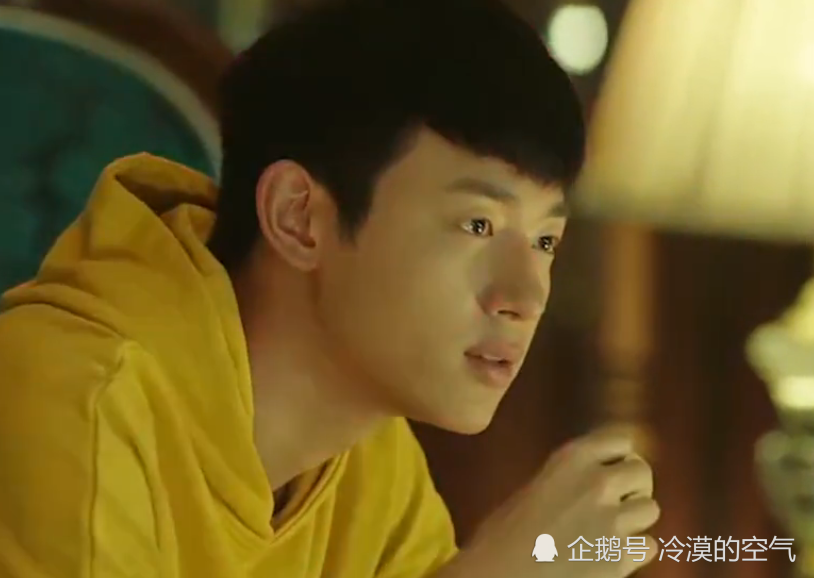 遇见幸福:郭京飞拼了,在亲儿子面前跳舞,这是亲