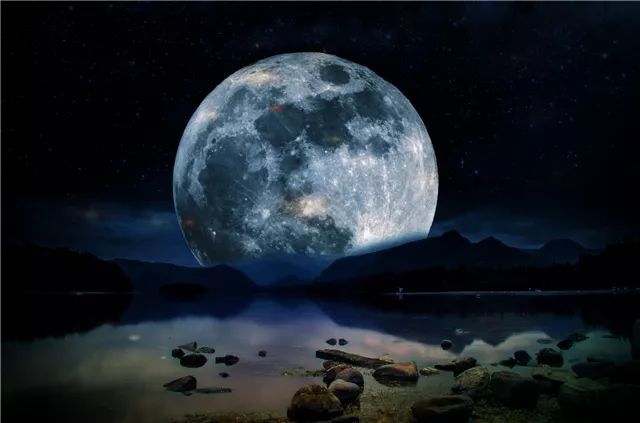 仲秋望月:月下望月思情人,情人思我月中见
