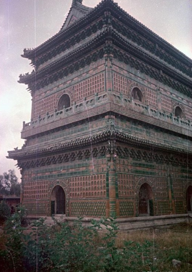 1379年燕王府竣工,1380年朱棣之国.