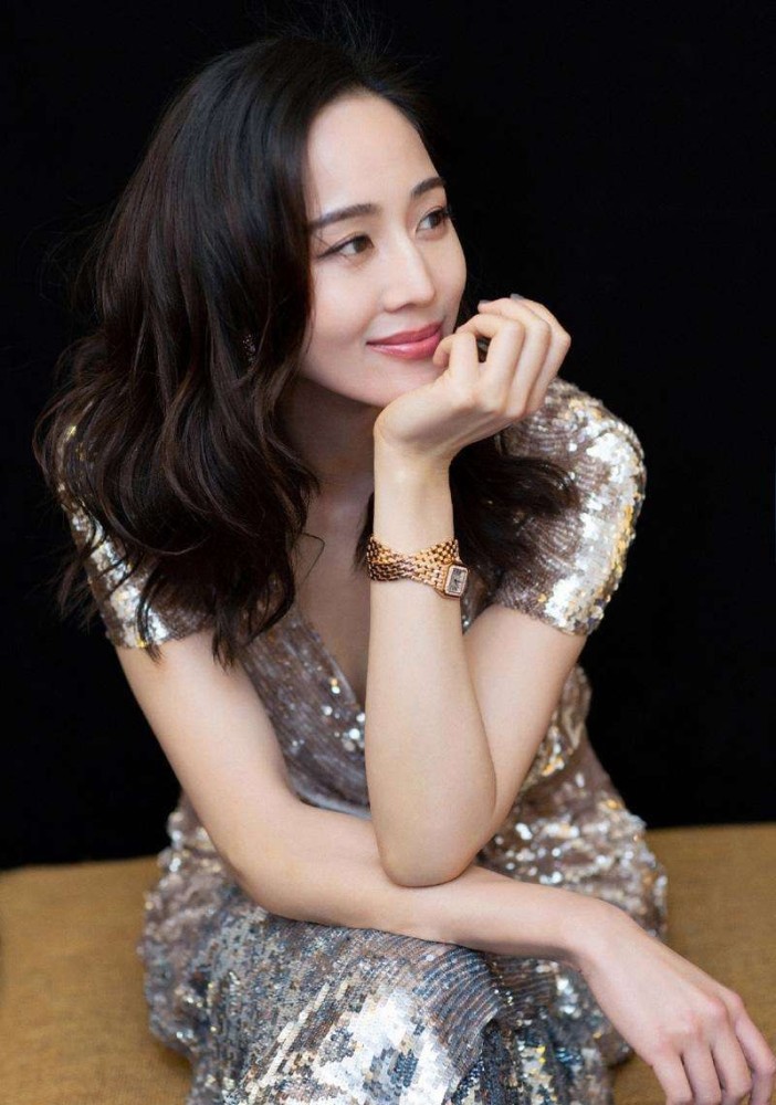 明星张钧甯80后实力演员,优雅大方,被誉为"台湾第一气质美女"