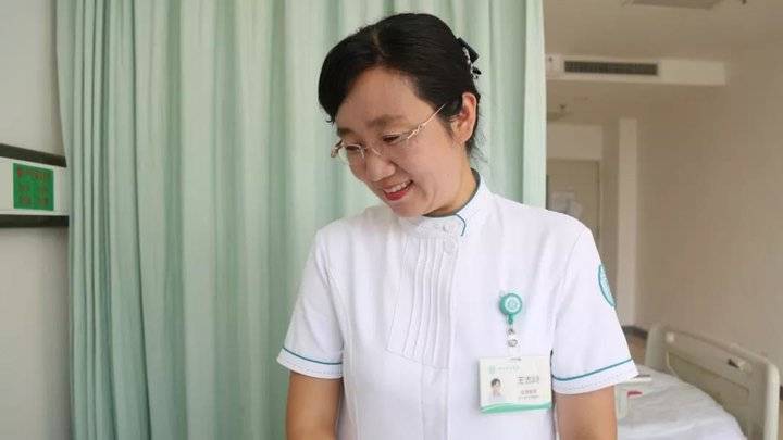 "把工作做在病人开口之前"—访市立医院心内二科护士长王志玲