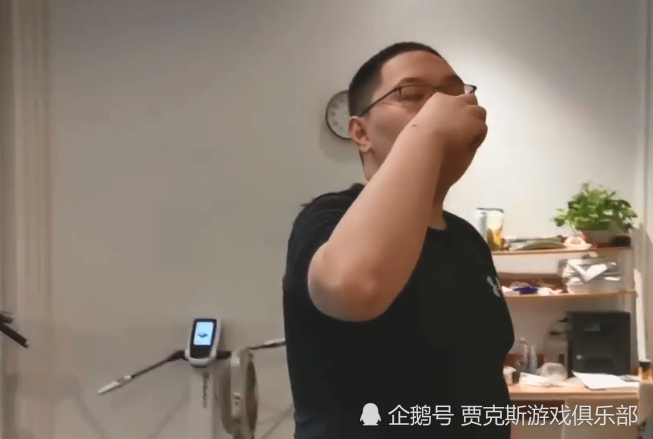 pdd,健身,瘦身,人鱼线,主播