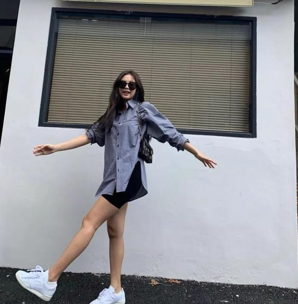 说真的,跟着jennie学拍照,发到朋友圈会美翻